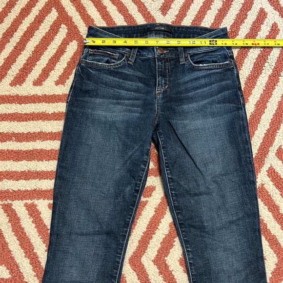 JOE’S JEANS 25 NWOT skinny ankle jeans with slight distressing - Picture 5 of 7